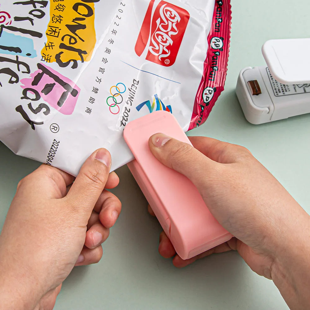 Portable Food Bag Sealer – Manual Heat Sealing Tool