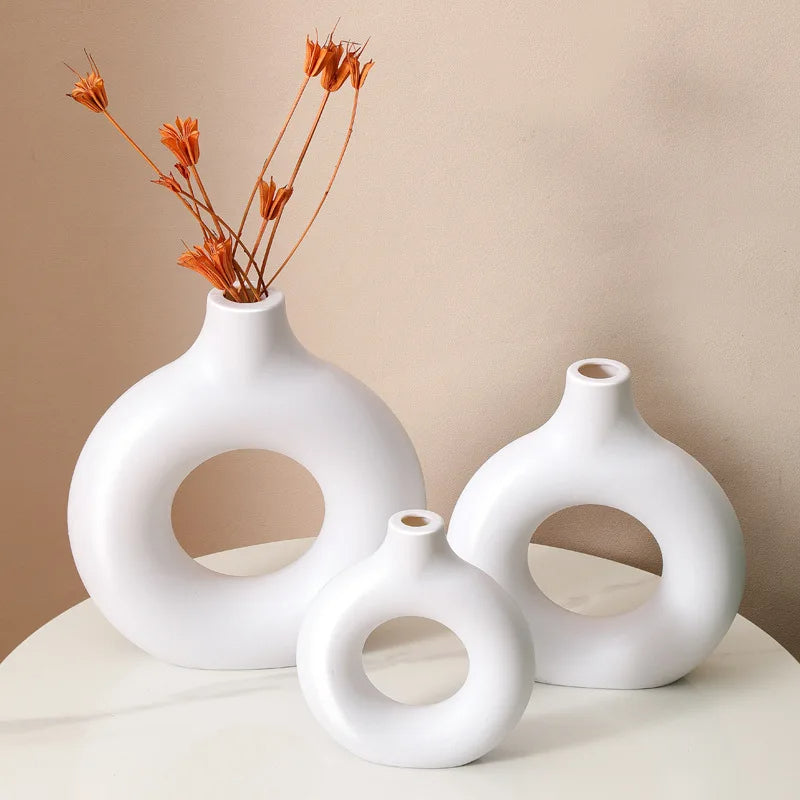 Modern Art Deco Donut Vase for Home Decoration
