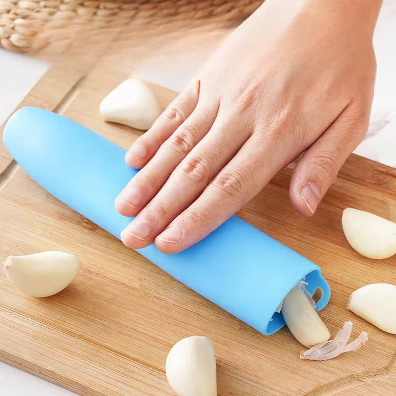 Silicone Garlic Peeler – Fast, Easy, Mess-Free